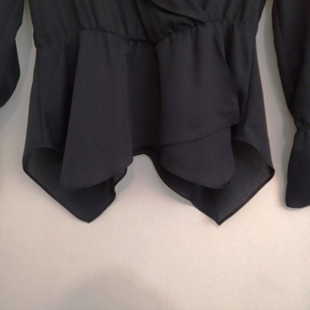 Black Long Sleeve Top Ruffled Low Neck&Cuffs Layers of Pointed Cuts on Hem Sz S - Picture 8 of 12